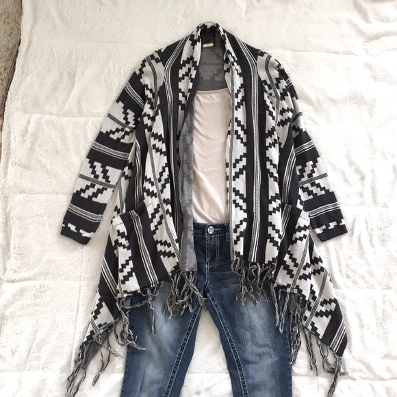 Billabong Sweaters - BillaBong Cardigan sweater